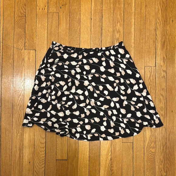 Loft - Black and White Skater Mini Skirt with Cherry Blossom Design - Picture 2 of 8